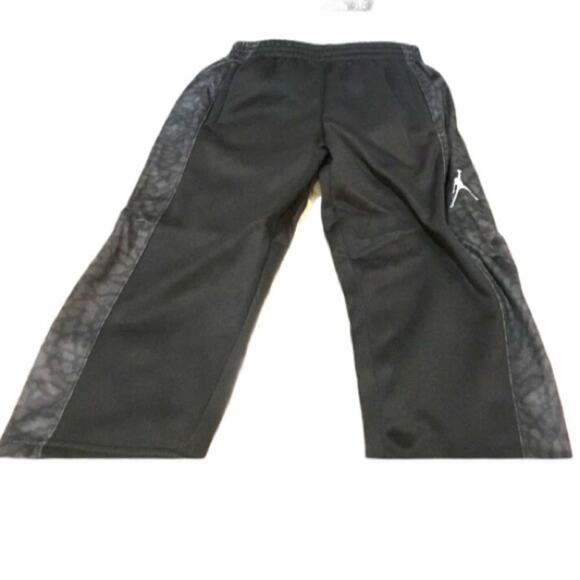 Michael Jordan Nike Sweatpants 4 Pairs Gray Black 2T - Picture 7 of 15